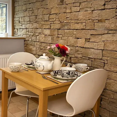 Tranquil Cottage With Spectacular Views Haworth Exterior photo